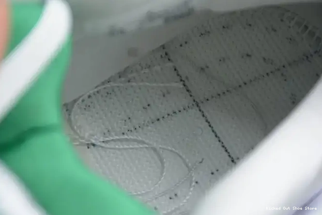 Kick Theory Jordan CT8527-113 Green Pine Air 4 0523